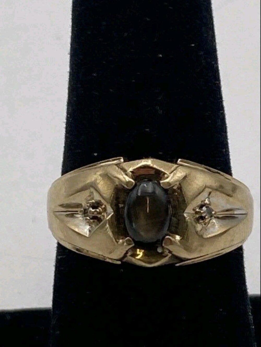 HDS 9KT Yellow Gold Black Sapphire Diamond  Ring